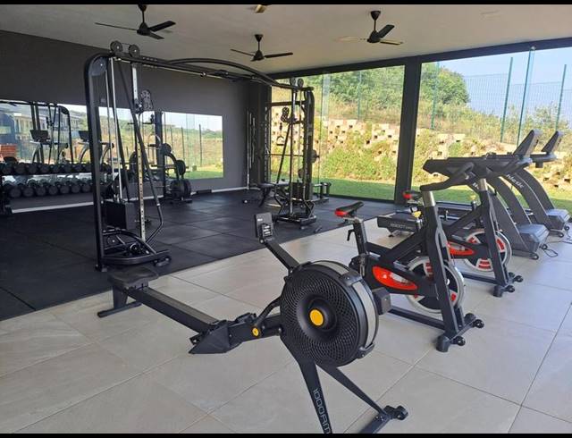 2 BEDROOM PROPERTY TO RENT IN ZIMBALI ESTATE